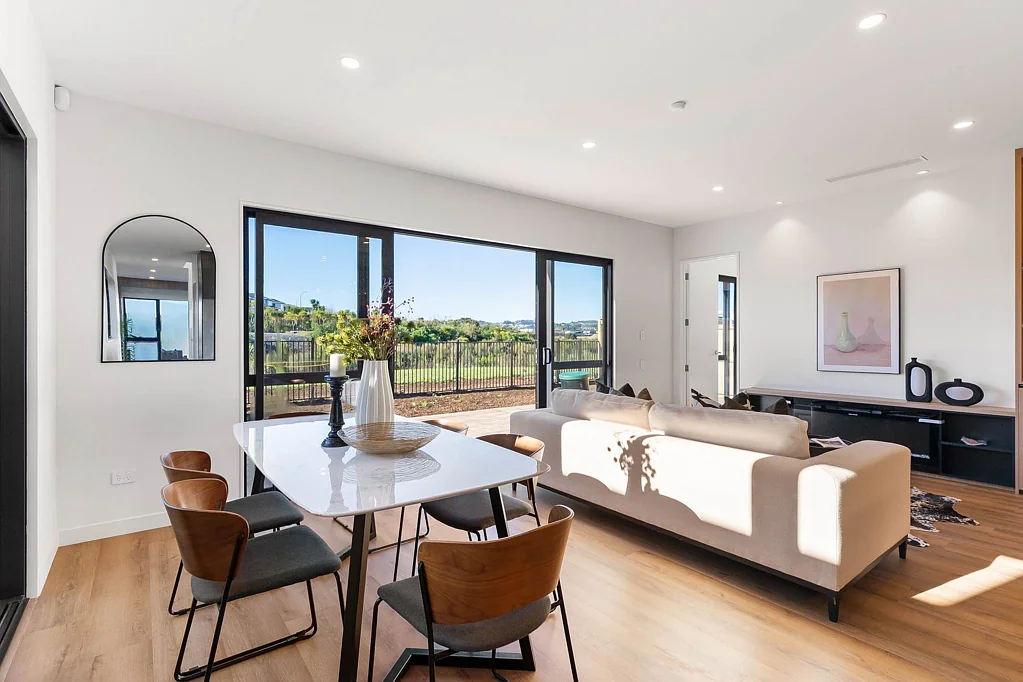 Flat Bush 5房  Luxury Family Living Meets Nature