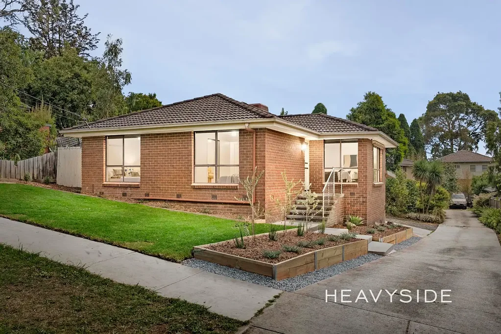 1/3 James Avenue, Mitcham, VIC 3132