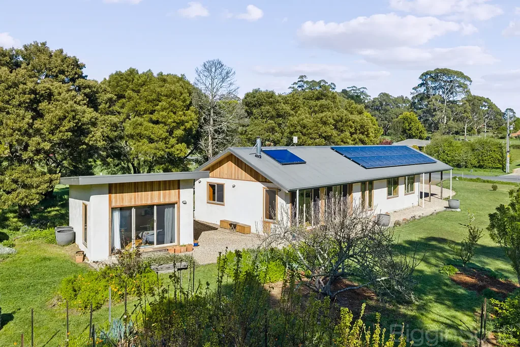 Glenlyon 2ਬੈੱਡਰੂਮ Unique 8.1-Star Energy-Rated Home on One Acre in Central Glenlyon, 10 Minutes from Daylesford