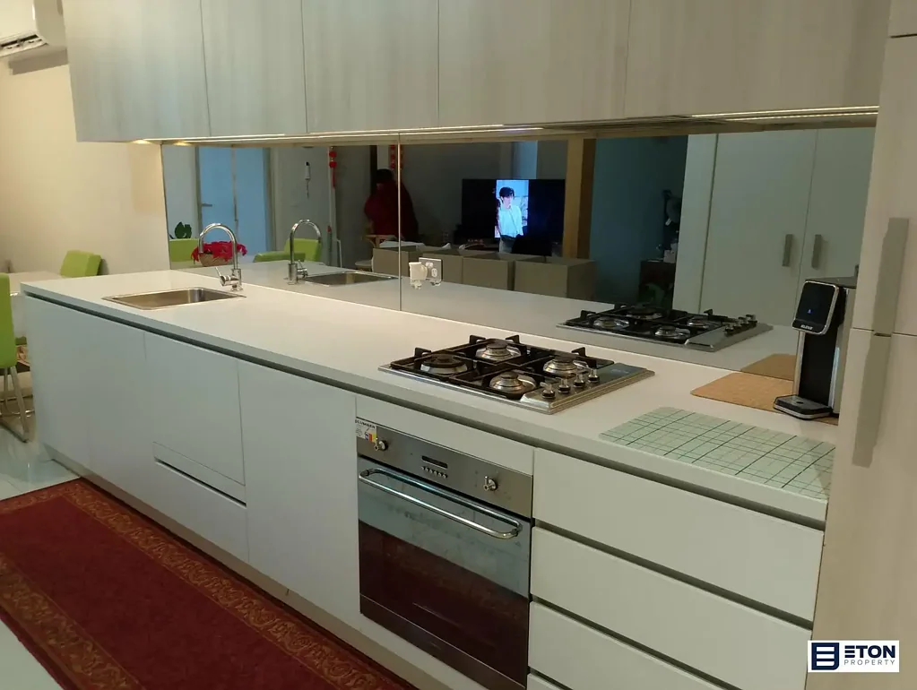 Low-Maintenance Living in the Heart of Sunshine West