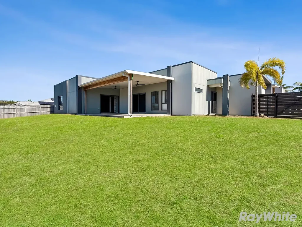Yeppoon 4ਬੈੱਡਰੂਮ Huge Home - Central Yeppoon.