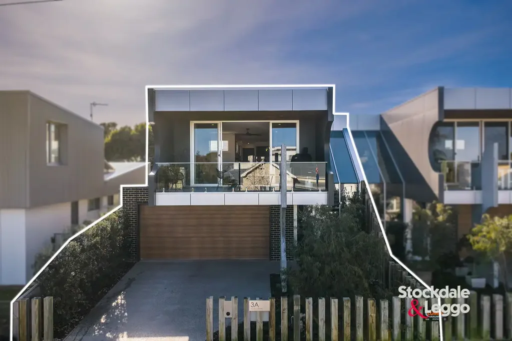 Inverloch 4ห้องนอน LUXURY IN THE HEART OF TOWN