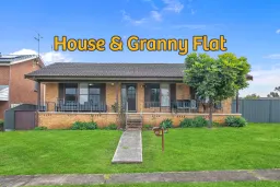 30 & 30a Stevenson Street, Wetherill Park