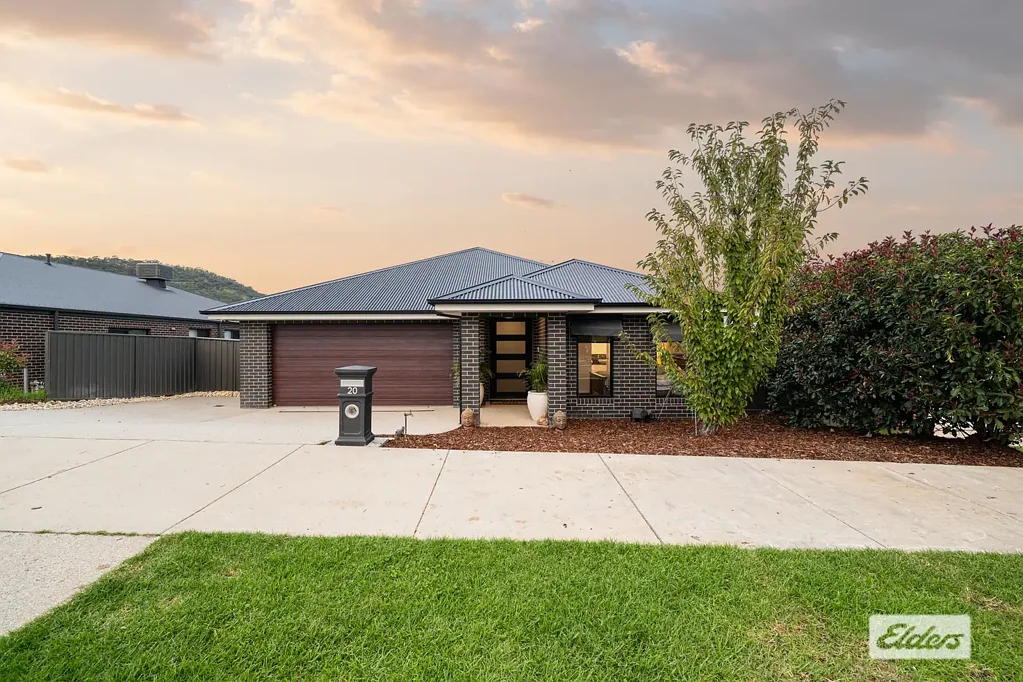 20 Hampshire Boulevard, Leneva, VIC 3691
