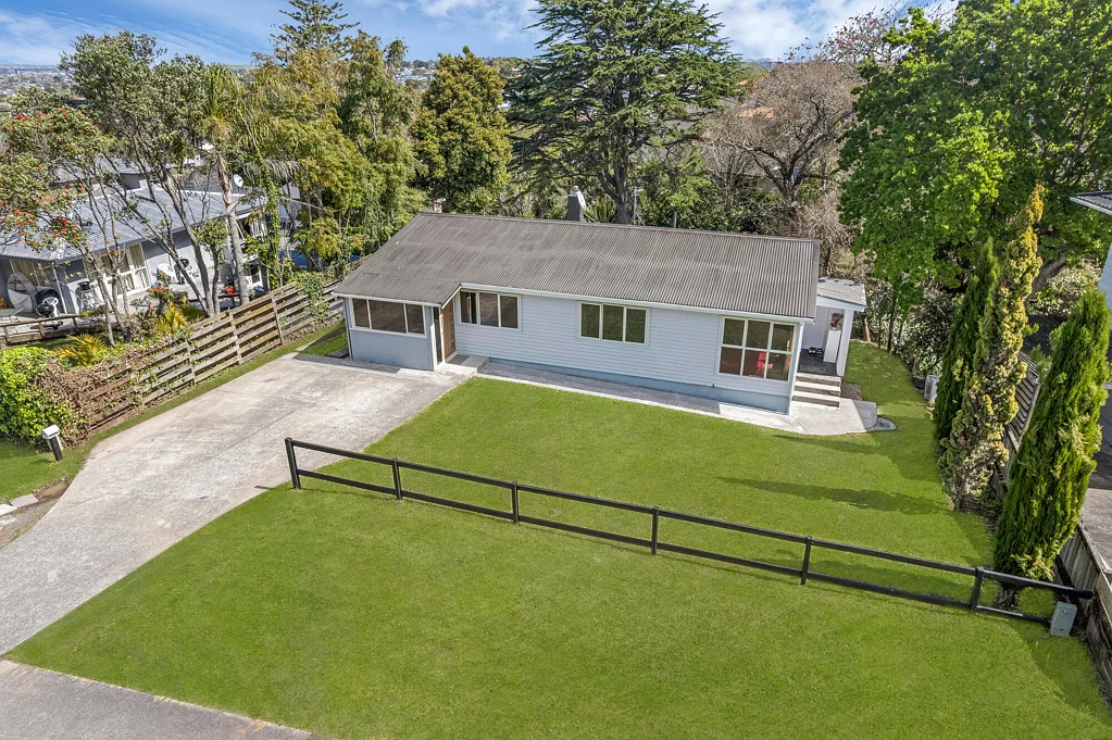 9 Waterloo Street, Howick, Manukau City, Auckland