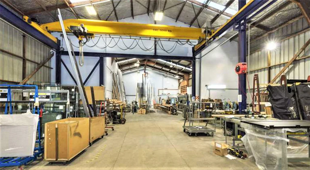 Pukekohe 927m2 Industrial Unit with 5 tonne gantry