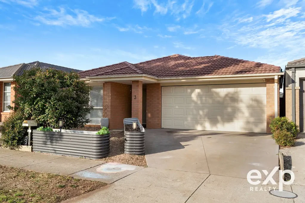 Wallan 3chambre 🏡 Warm, Welcoming & Ready for Its Next Chapter