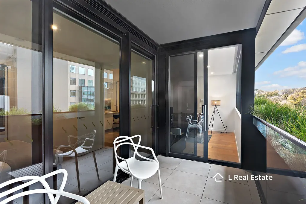 Melbourne 1Habitaciones Fully Furnished Northeast-Facing Elegance in the Heart of Melbourne CBD
