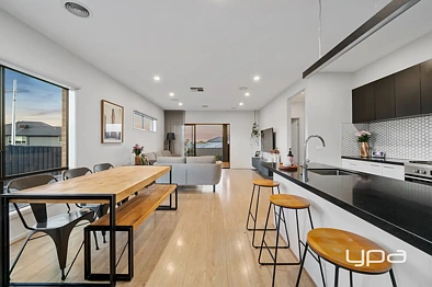 रसोईघर - 2 CROTON LANE, MADDINGLEY VIC 3340
