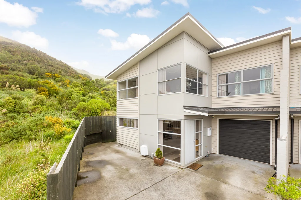 27 Comber Place, Johnsonville, Wellington