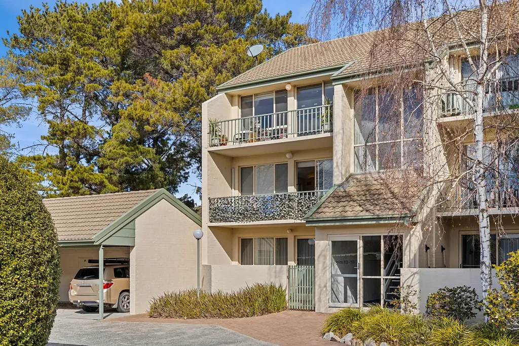 18/4 Antis Street, Phillip, ACT 2606