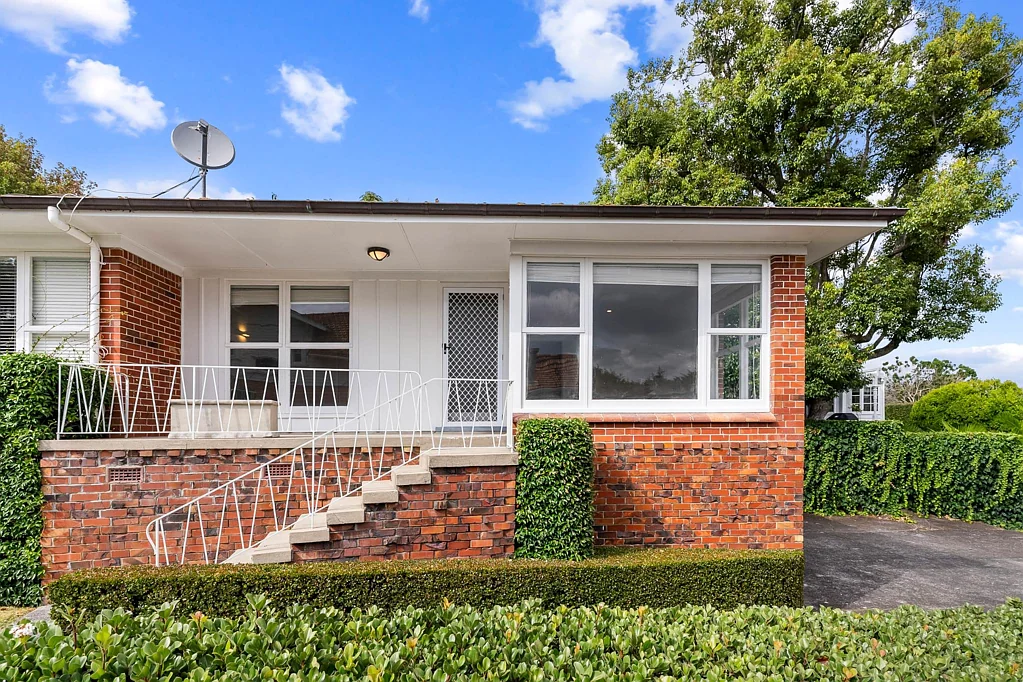 DGZ Excellence: 2 Bedroom Beauty on Victoria A...