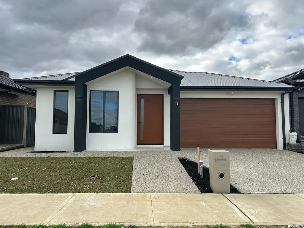 Discover Your Dream Family Home!!