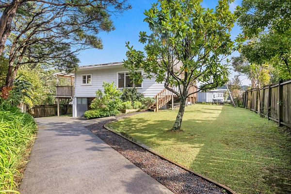 24 Atkinson Road, Titirangi, Waitakere City