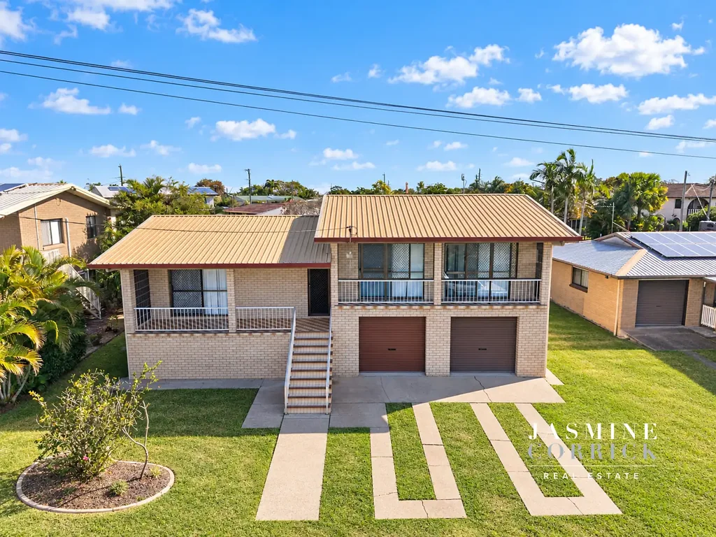 Pialba 3ਬੈੱਡਰੂਮ Elevated Pialba Living Just Minutes From The Esplanade, Beach and Shops