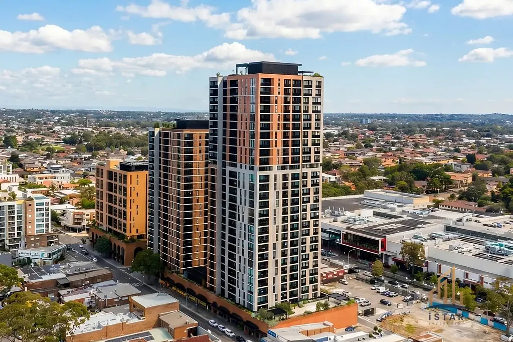 Merrylands 2Zimmer Sky-High Level 25 Corner Apartment | North-Facing | Panoramic Sunset & City Skyline Views