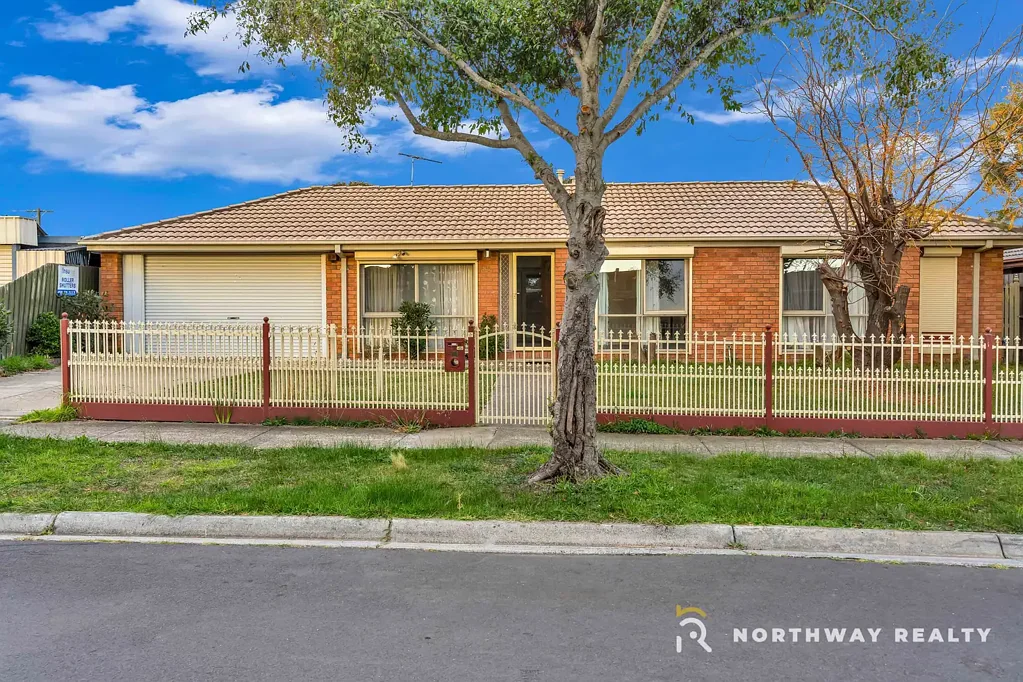 A FAMILY HOME IN PRIME LOCATION !