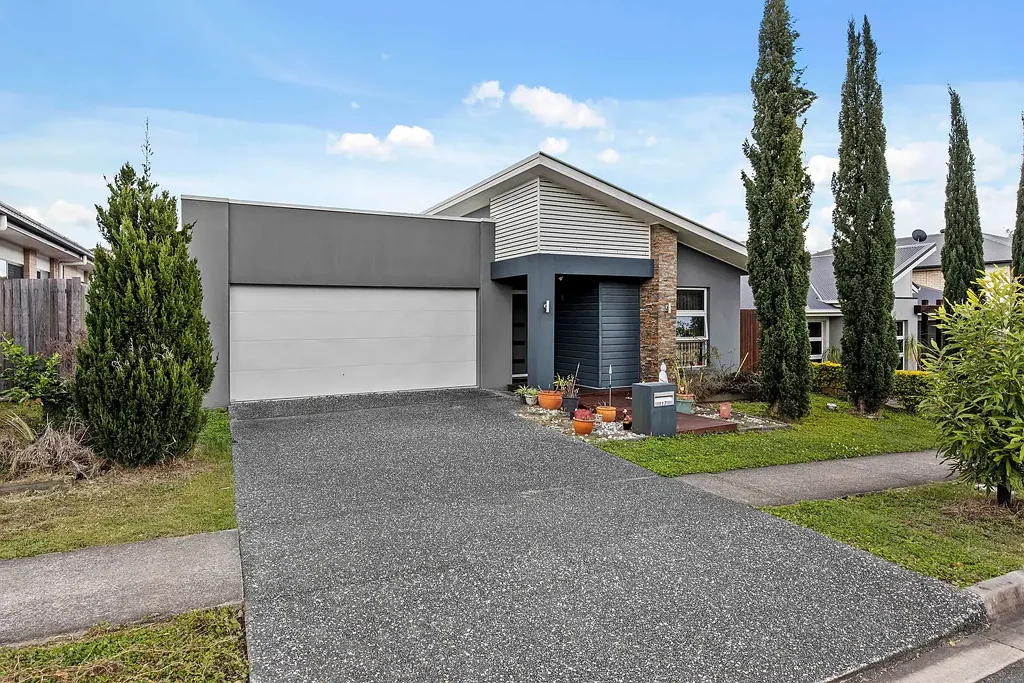 Bridgeman Downs 4બેડરૂમ Low Maintenance Living in Bridgeman Downs!