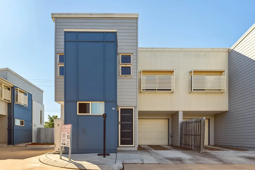 Brendale 3chambre MODERN CORNER TOWNHOUSE IN HIGHLY SOUGHT AFTER COMPLEX!!