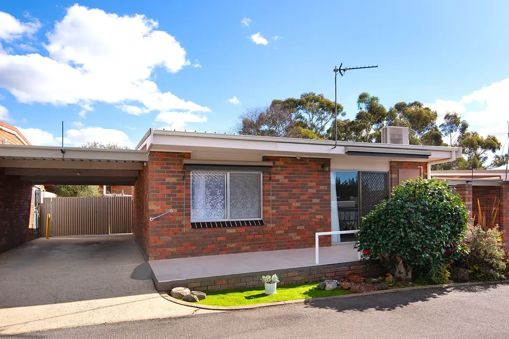 2/43 William Street, Castlemaine, VIC 3450