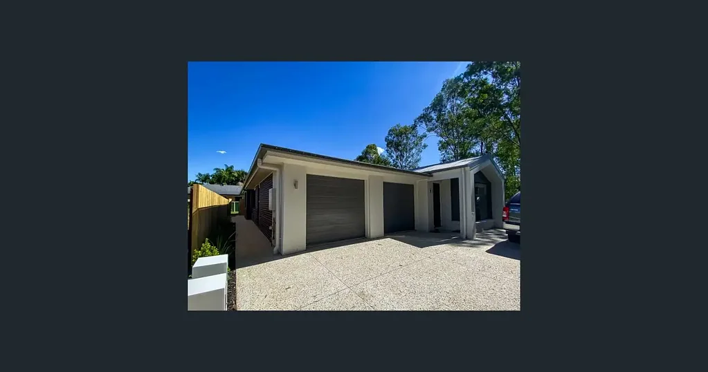 Quiet Duplex with Easy Access to all Amenties