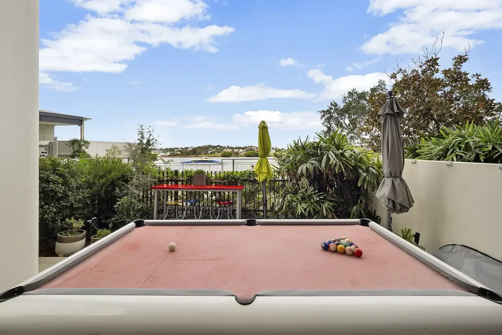 20003/37D Harbour Road, Hamilton, QLD 4007