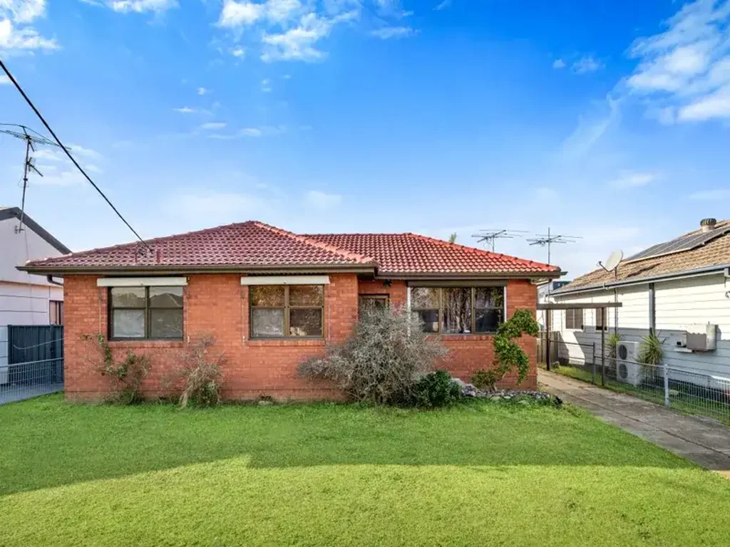 14 Cooinda Street, Colyton, NSW 2760