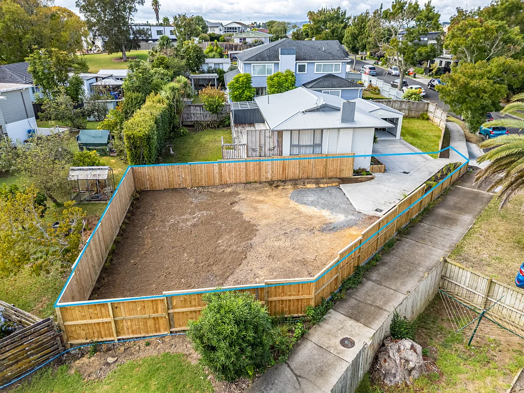 13A Edgar Pearce Place, Howick, Manukau City, Auckland