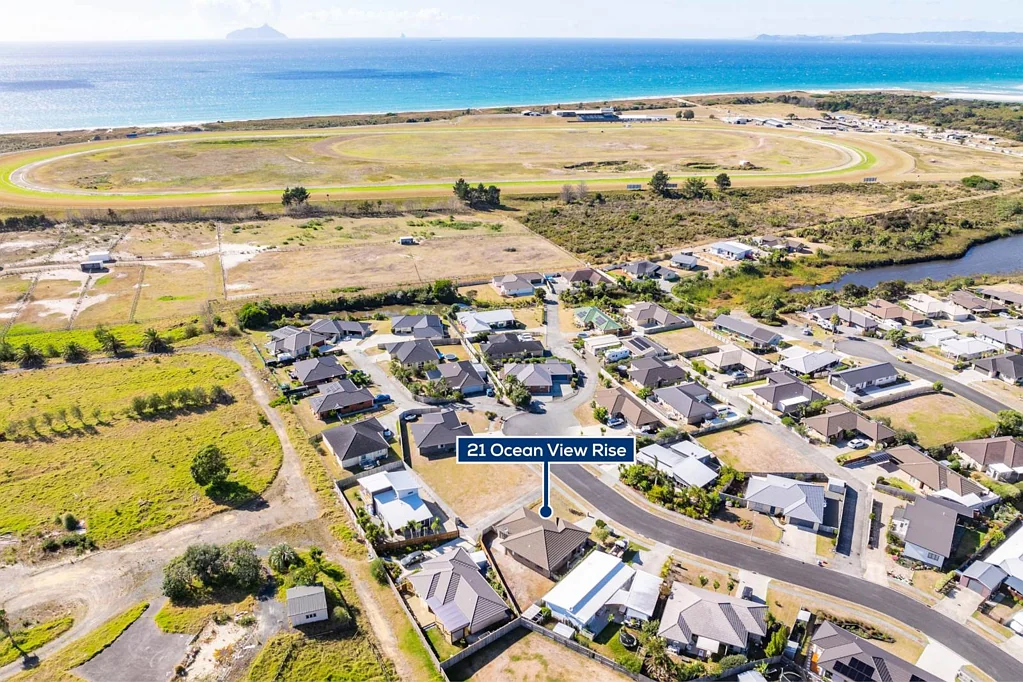 21 Ocean View Rise, Ruakaka, Whangarei, Northland