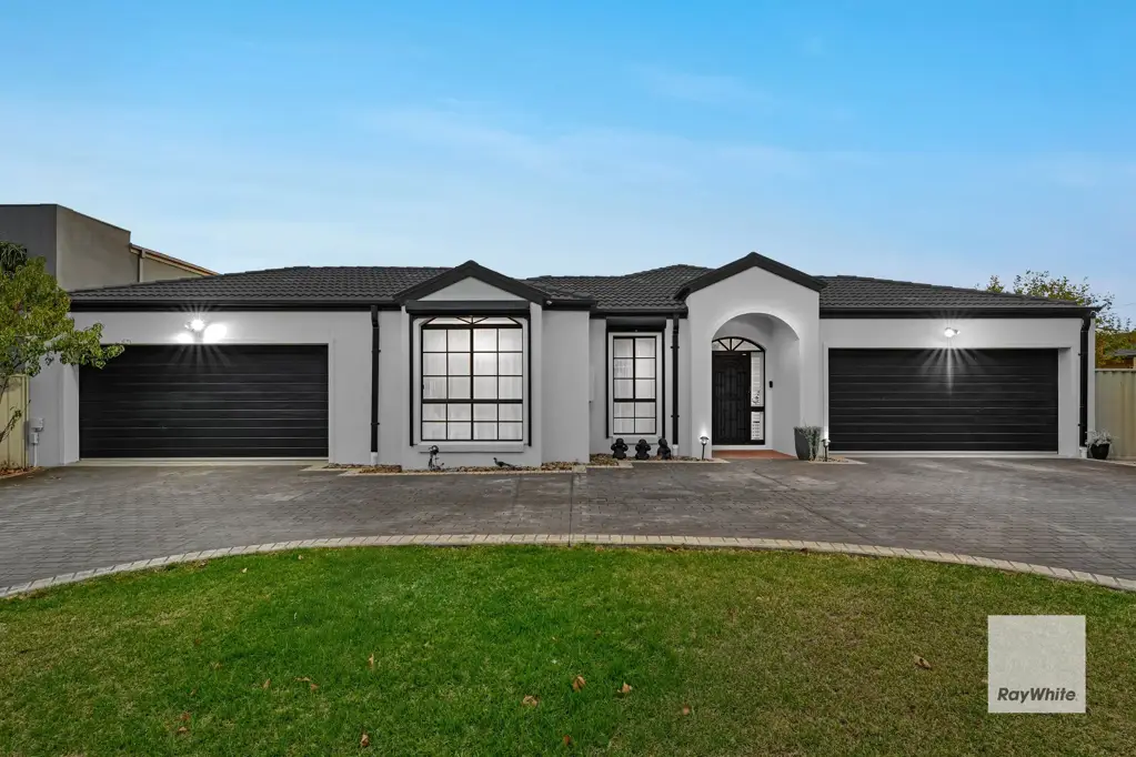 5 Wales Court, Hillside, VIC 3037