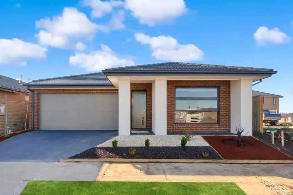 Modern Comfort in the Heart of Harpley Estate