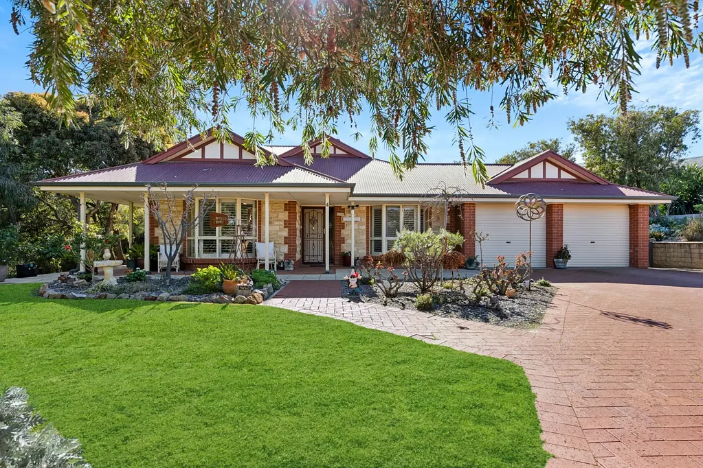 4 Mary Avenue, Normanville, SA 5204