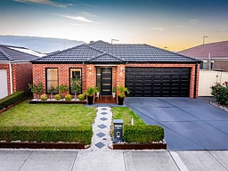 14 CRYSTAL STREET, Pakenham