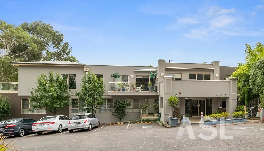 Lower Plenty 2ห้องนอน Spacious 2-Bedroom Apartment with Generous Living & Balcony
