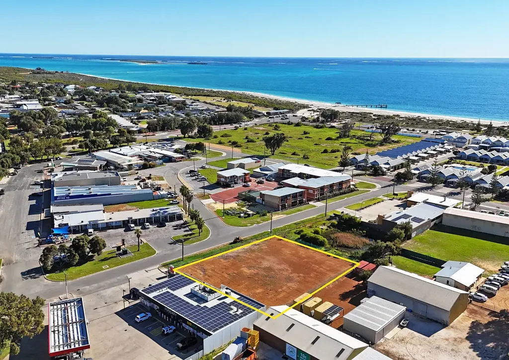 6 Murray Street, Jurien Bay, WA 6516