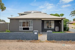 24 Alexander Terrace, Port Noarlunga