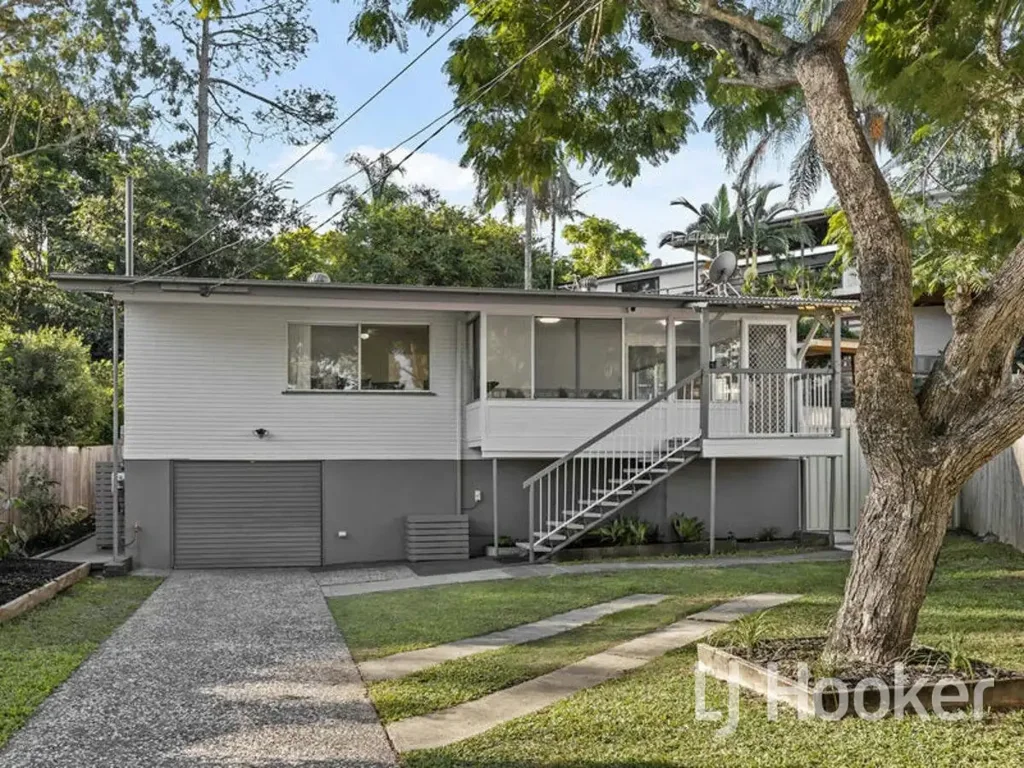 15 Yvonne Street, Yeronga, QLD 4104