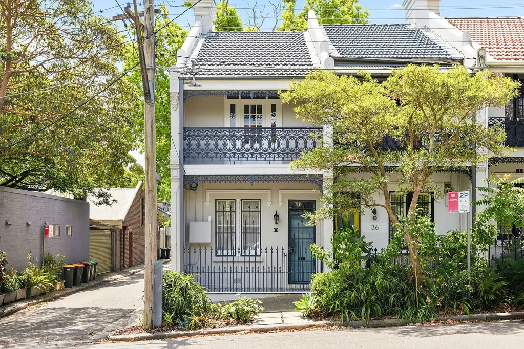Redfern 4Habitaciones Elegant Victorian Home with Private Studio