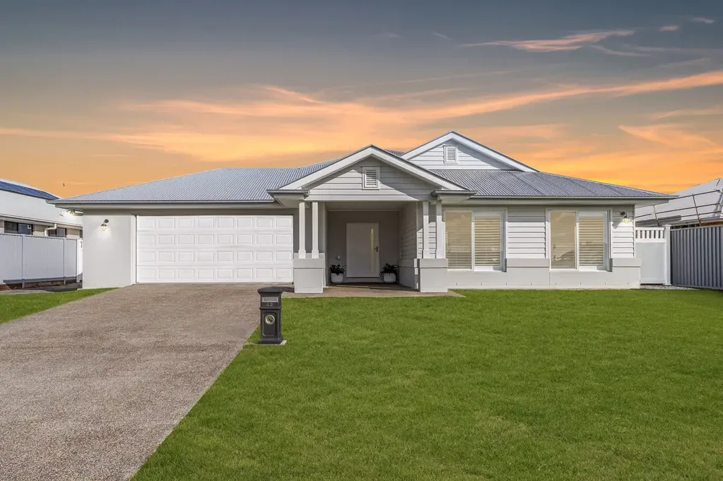 Pialba 4 Bedroom COASTAL HAMPTONS ELEGANCE – THE ULTIMATE FAMILY RETREAT