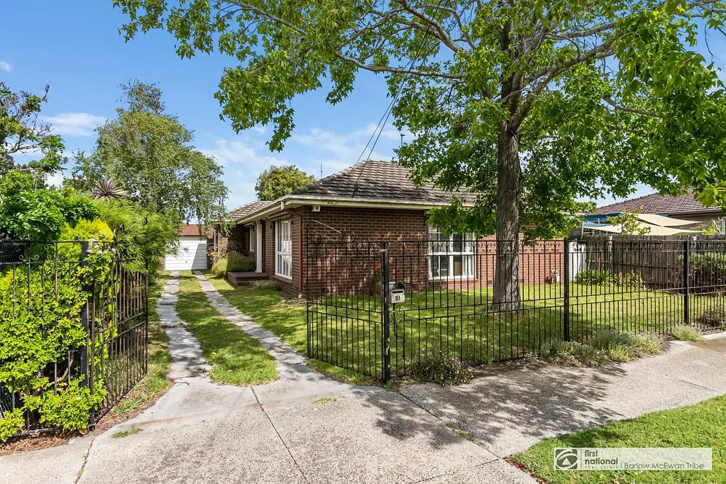 21 James Avenue, Seaholme, VIC 3018