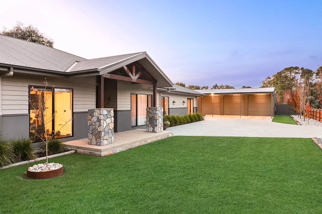 2 Redleaf Court, Mansfield, VIC 3722