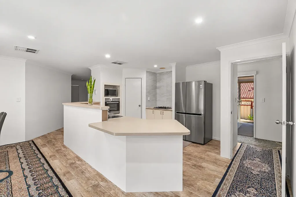 81 Chapple Drive, Australind, WA 6233, 4 phòng ngủ, 2 phòng tắm, House