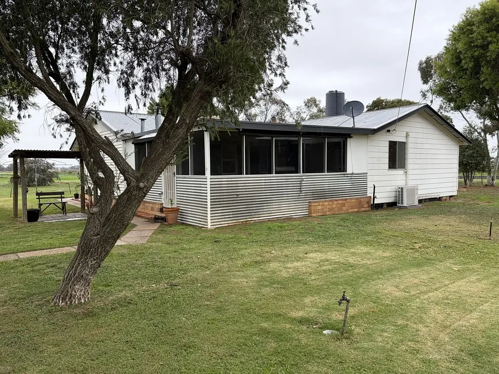 Wakool 3બેડરૂમ Country Charm on 7.2 Acres
