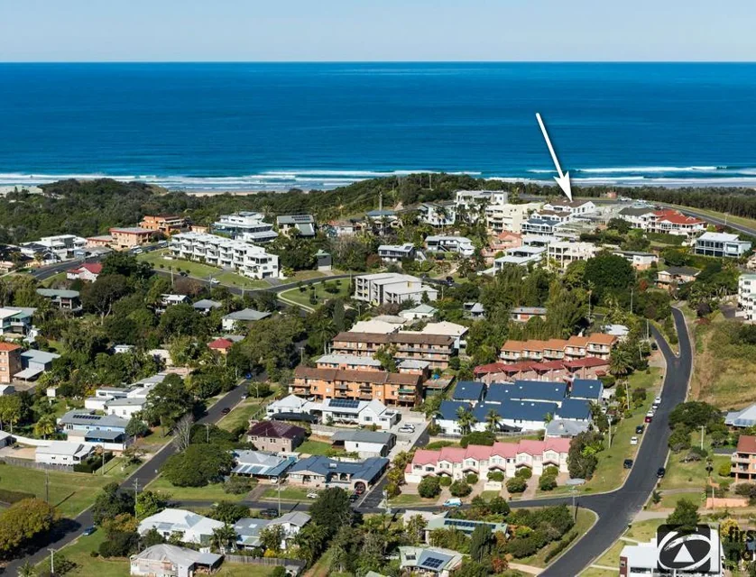 1/133 Victoria Street, Coffs Harbour, North Coast, 3 rūma, 2 rūma horoi, Apartment