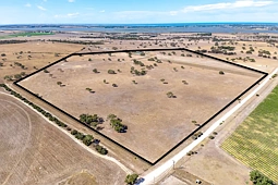 110 Stevens Road, Currency Creek