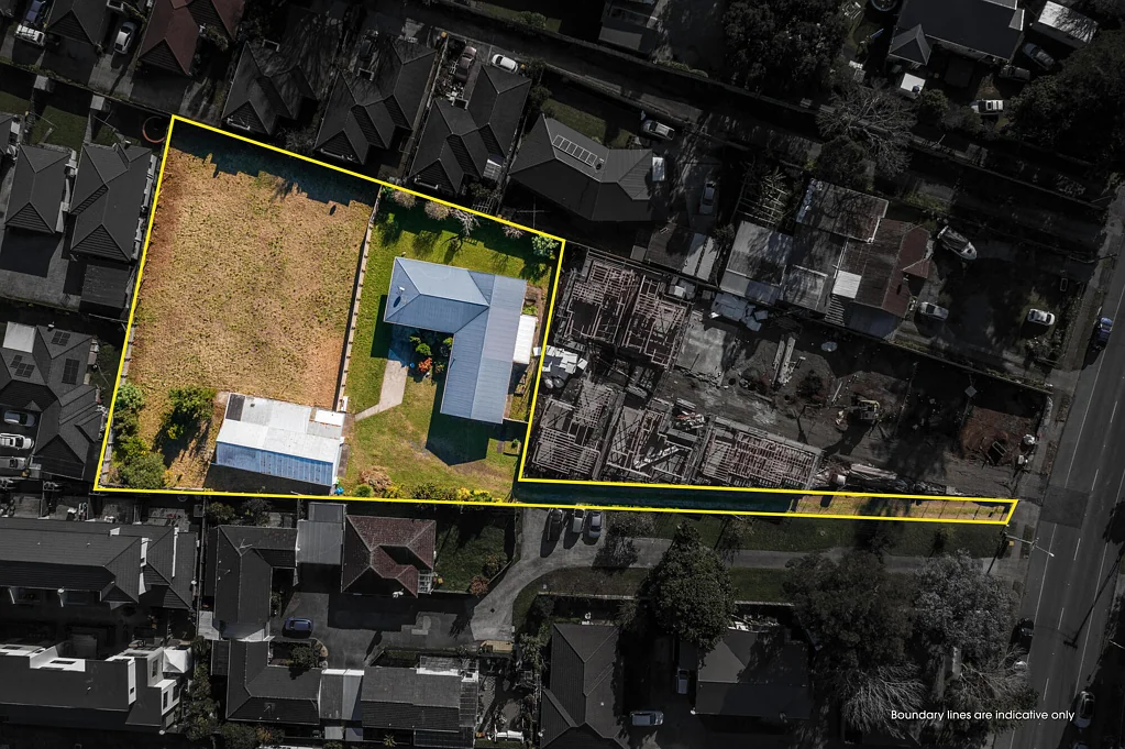 Mangere East 4ห้องนอน Big Land with Home & Storage Building