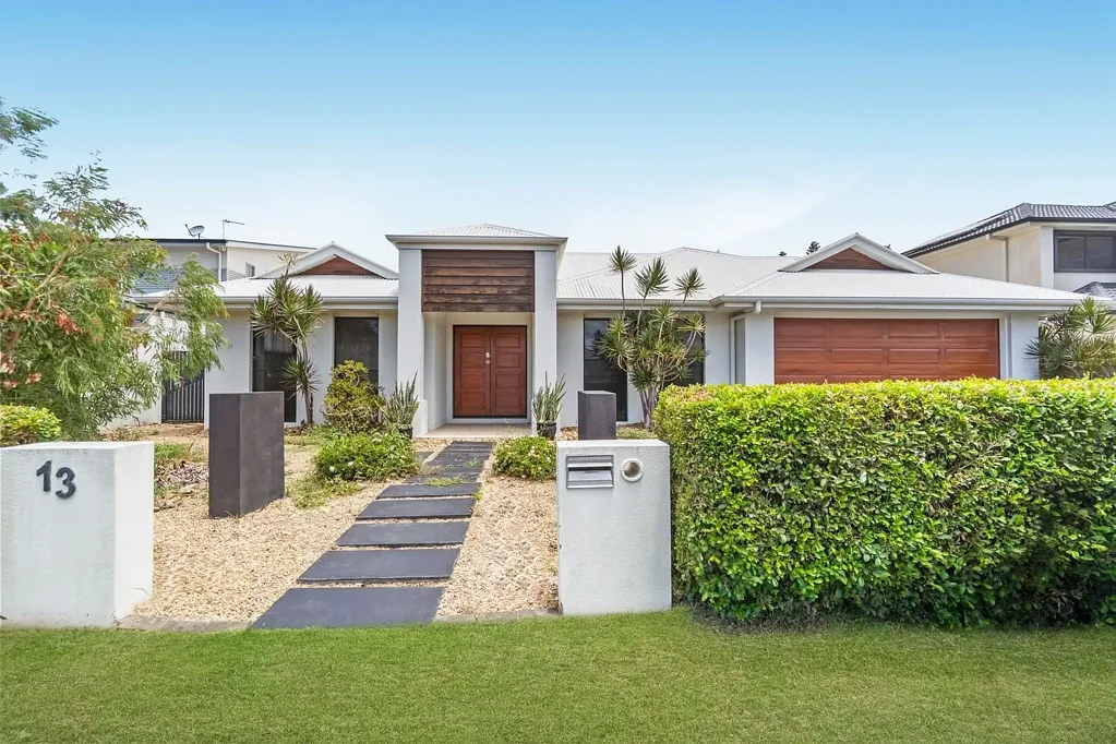 13 North Bank Court, Helensvale, QLD 4212