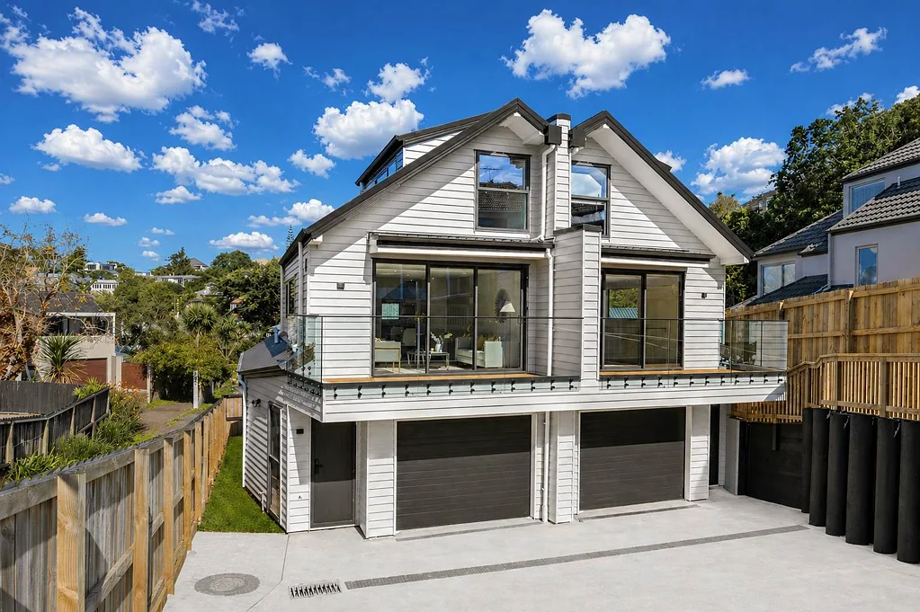Greenlane 3房  Wall-to-wall value.Built to Impress.