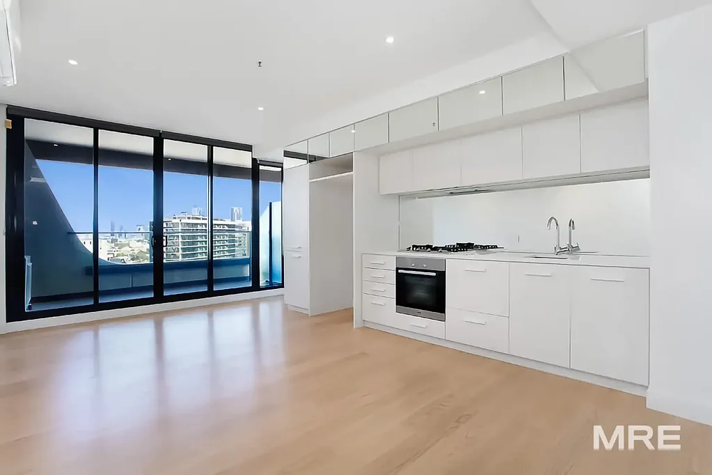 Chic living in the heart of South Melbourne