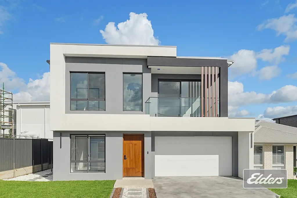 Exquisite Brand New Luxury Family Home with Swimming Pool in Oakville!